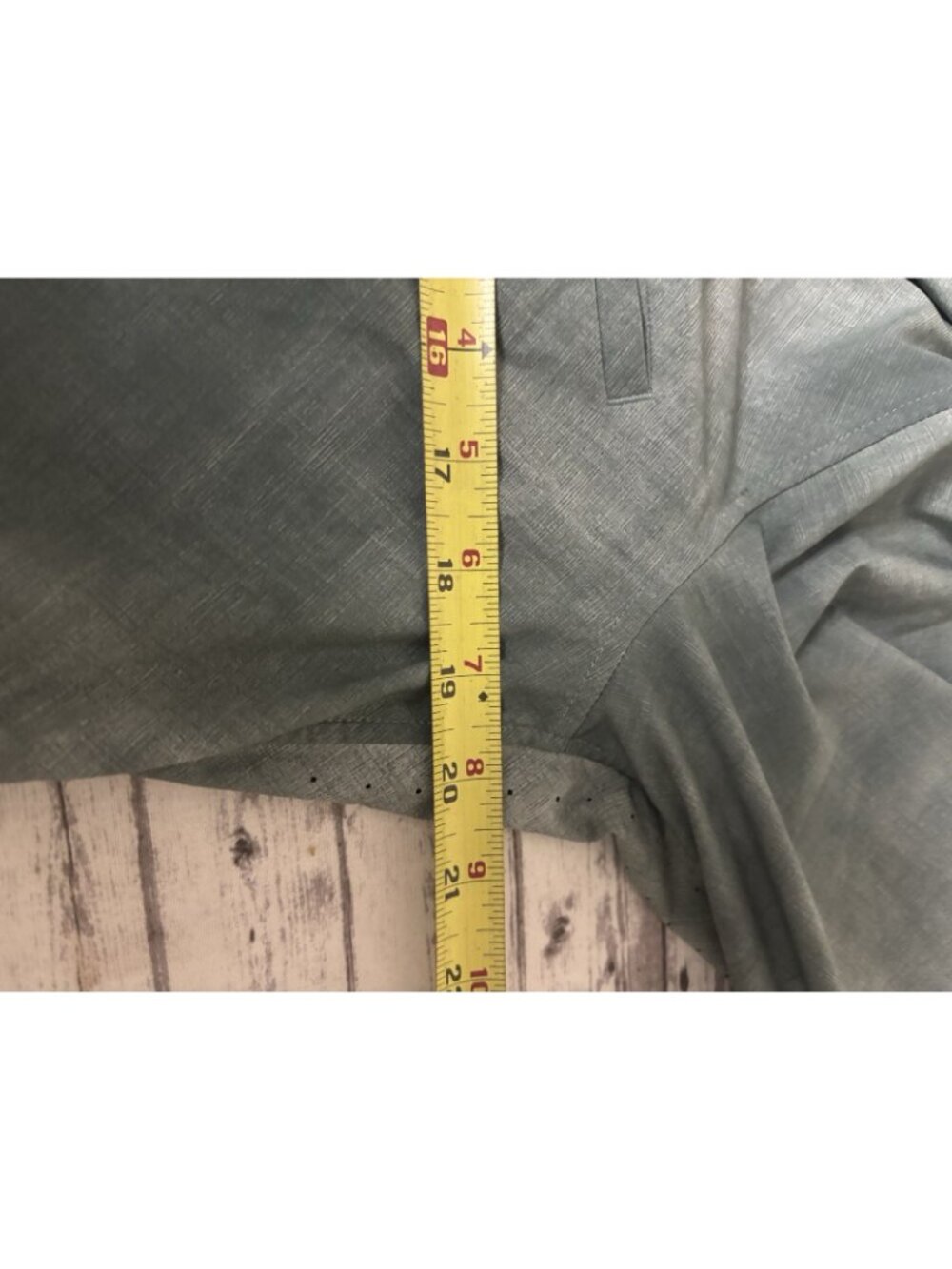 Athleta Urbanite Long Sleeve Button Up Tunic Green Breathable Small - Picture 7 of 8